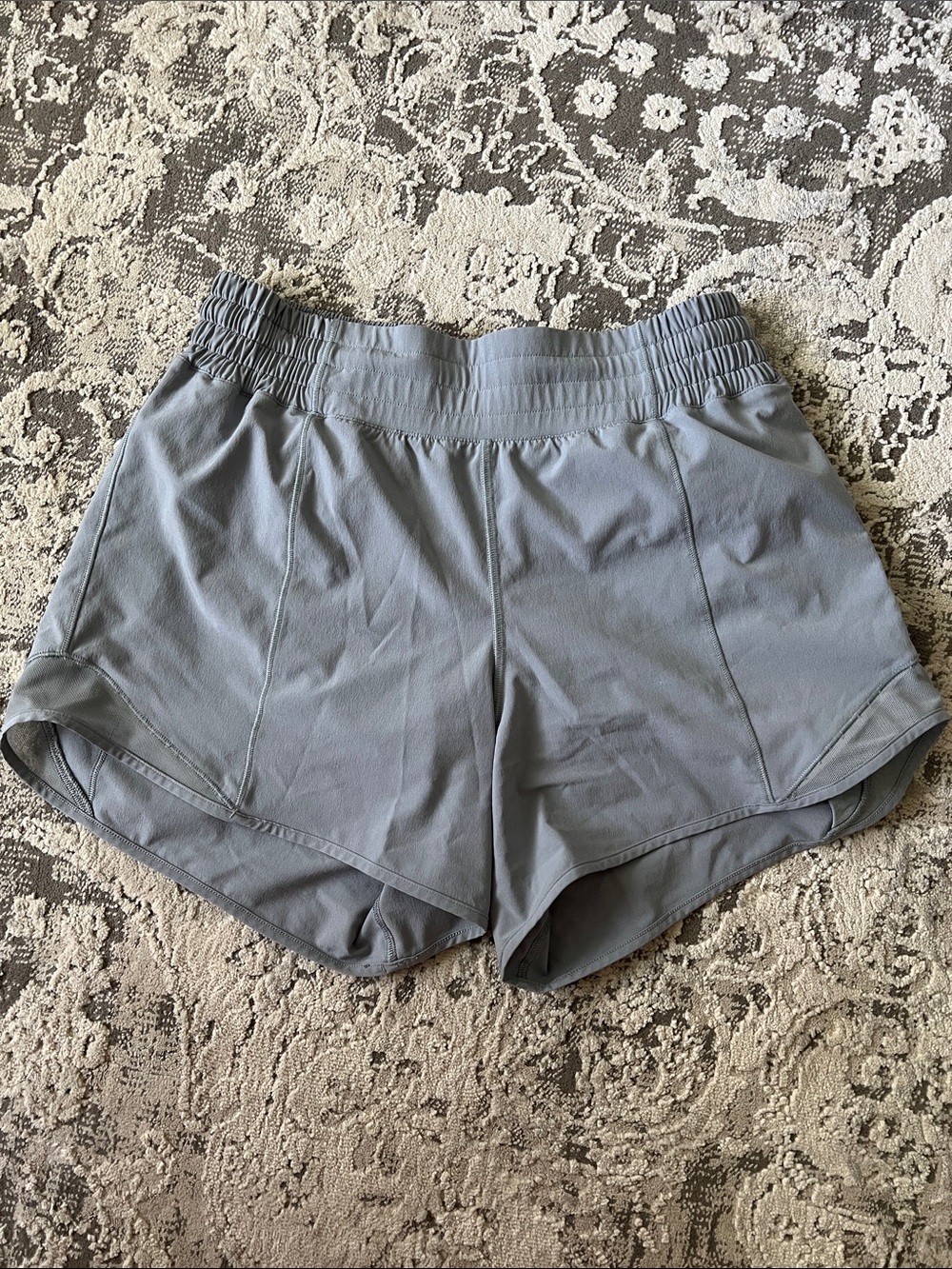 Hotty hot high rise 4” shorts